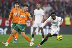 -包含狂热比赛！巴伦西亚意外战胜塞维利亚的词条