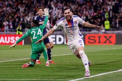 -雷恩客场逆转昂热，法甲排名攀升