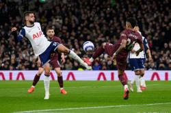 英雄联盟总决赛时间-智利完胜皇马，哈兰德状态火热