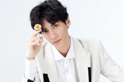 英雄联盟总决赛时间-赛道与球场的平行交锋，当精算的弯道遇上热血的阵地