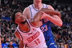 英雄联盟总决赛门票-浙江猛金队对阵江苏同曦队进行对决