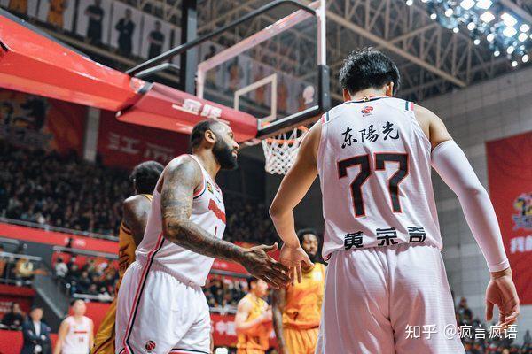山西队大比分战胜对手，取得胜利