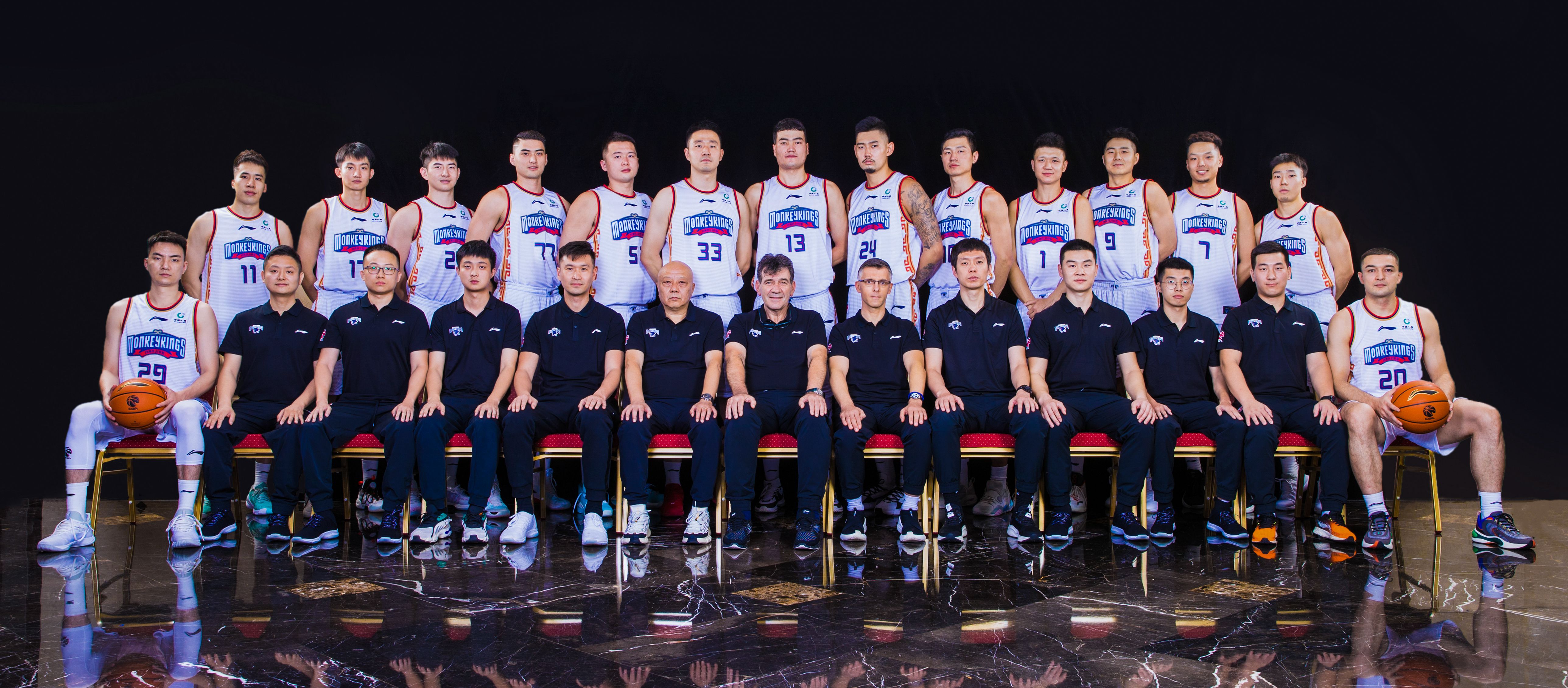 浙江猛金队对阵江苏同曦队进行对决 浙江猛金队对阵江苏同曦队进行对决