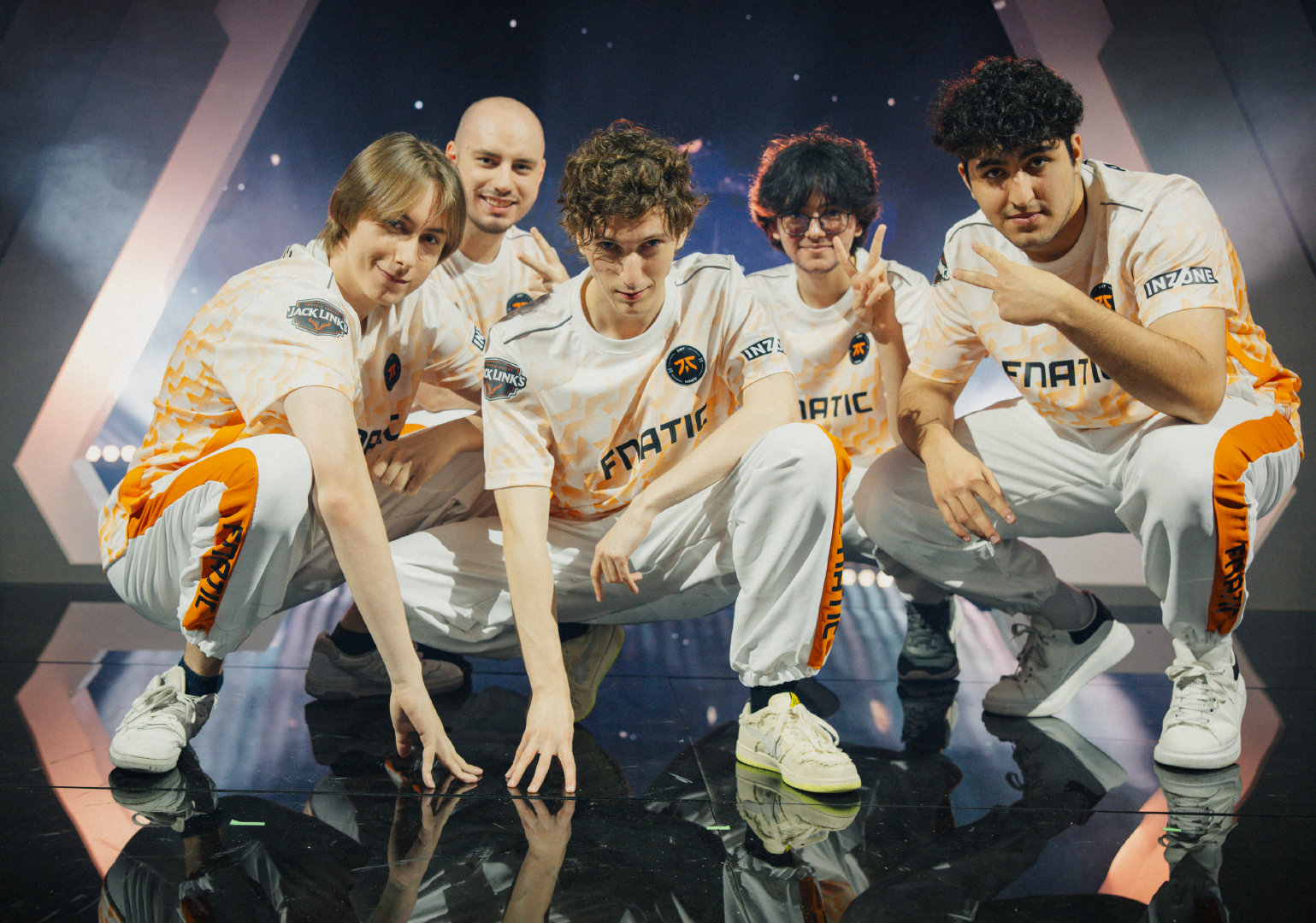 关于无畏挑战，选手们在竞技场上英姿飒爽的信息