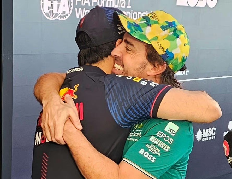 威廉姆斯力克红牛二队，阿隆索状态火热的简单介绍