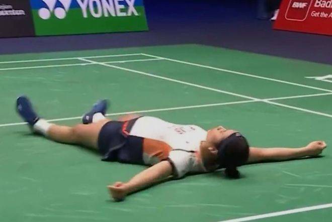 德国队鏖战日本队，陈雨菲扛起全队