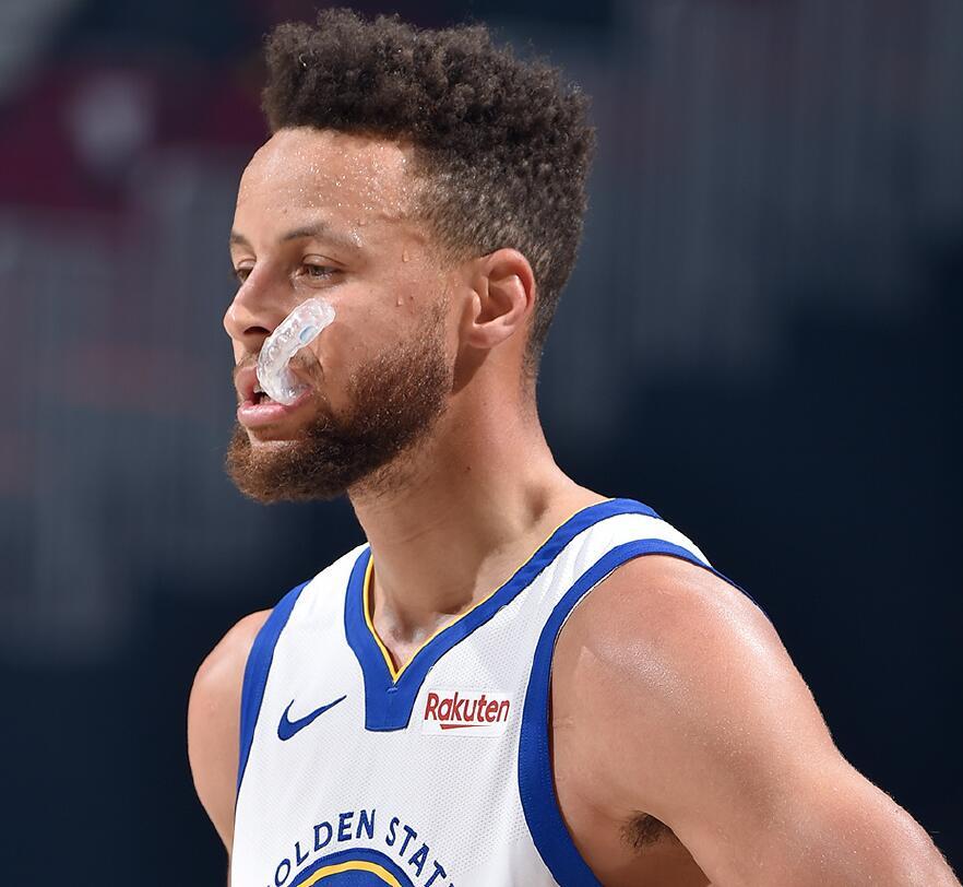 魔术轻取骑士,易建联状态火热 魔术轻取骑士,易建联状态火热