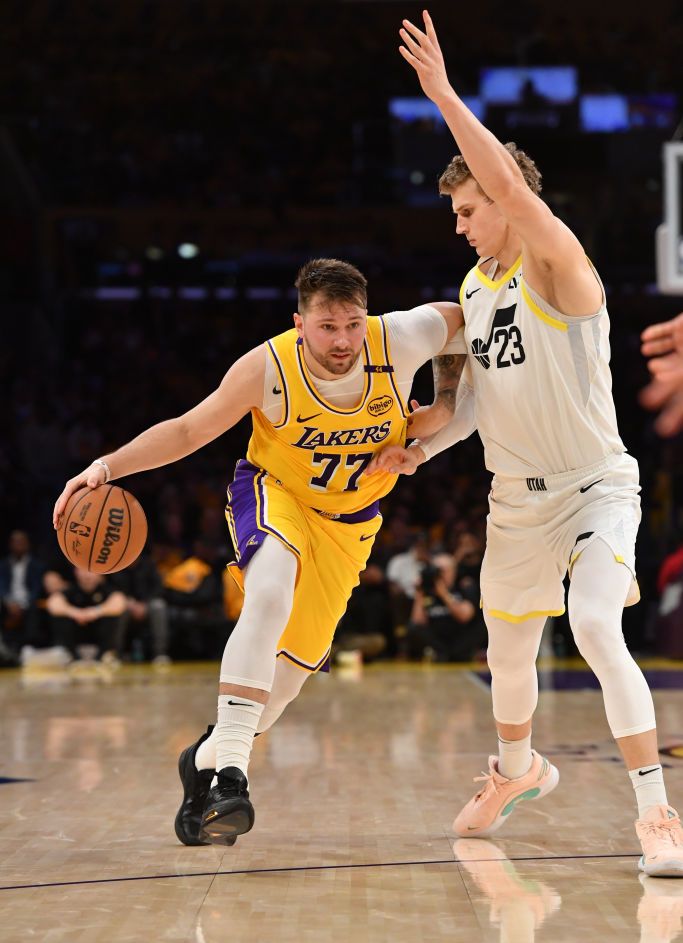 尼克斯绝杀湖人，东契奇惊艳四座