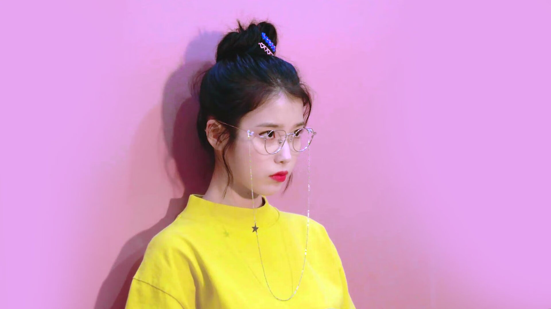 天才踏碎钢铁森林,加维的压制级艺术,与拜仁鏖战安哥拉