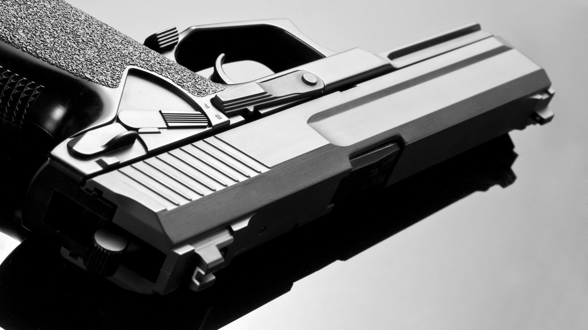 跳出单纯赛事报道的框架，不妨从这几个维度思考