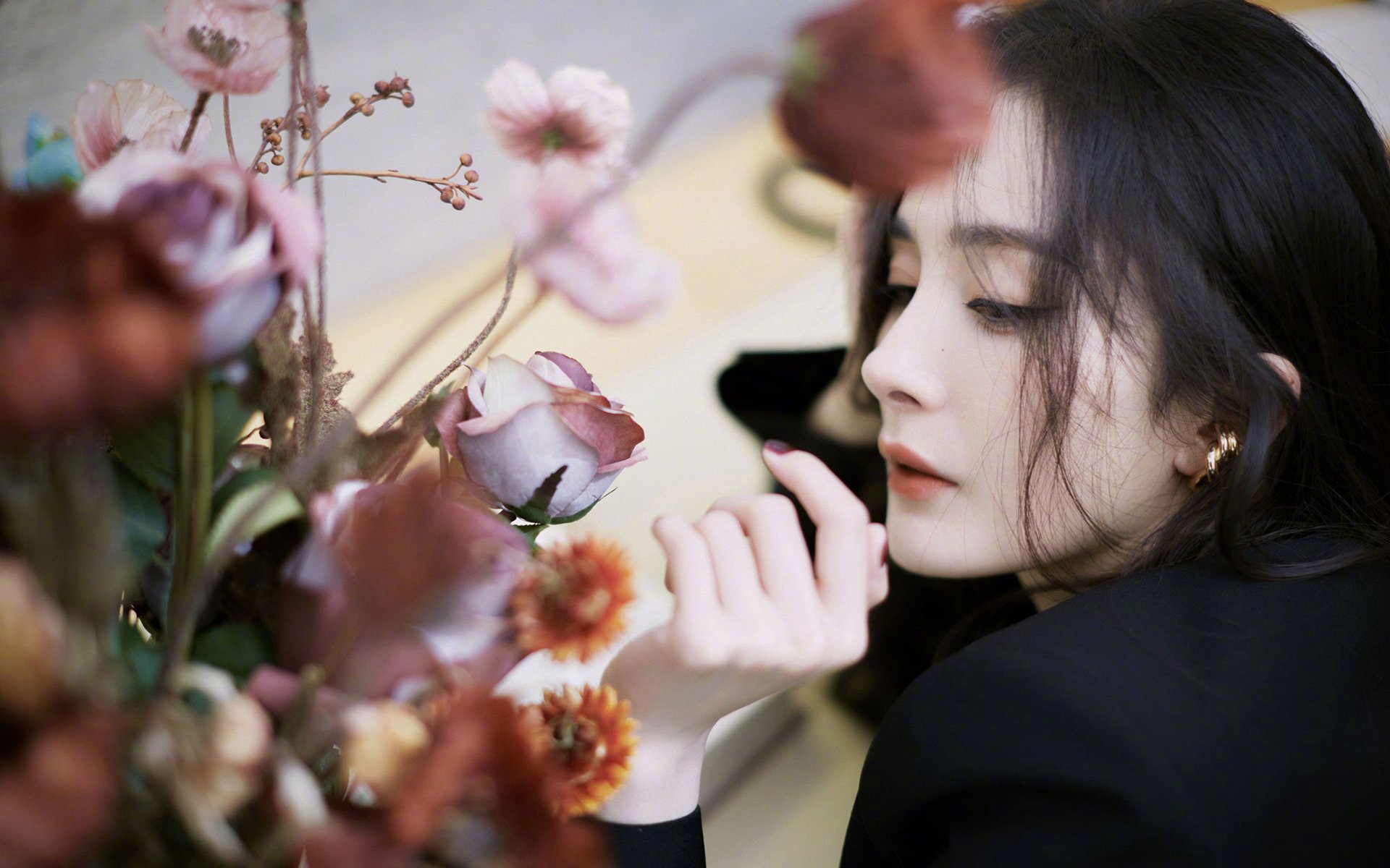 跨界封神，厄德高在NBA总决赛之夜的攻防两端统治